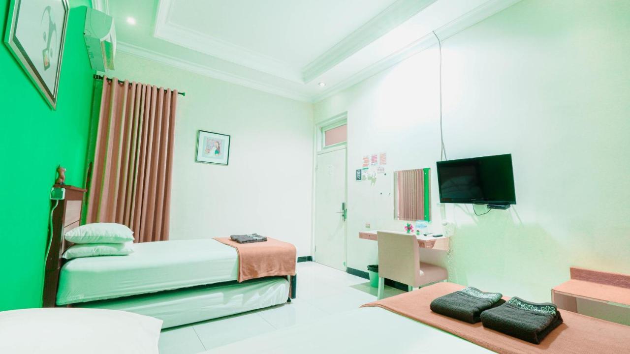 Cabin Hotel Sutomo Yogyakarta Dış mekan fotoğraf